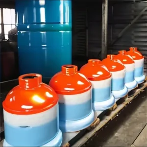 Напыление полиэтилена газопламенным методом: защита нестандартных емкостей для химической промышленности